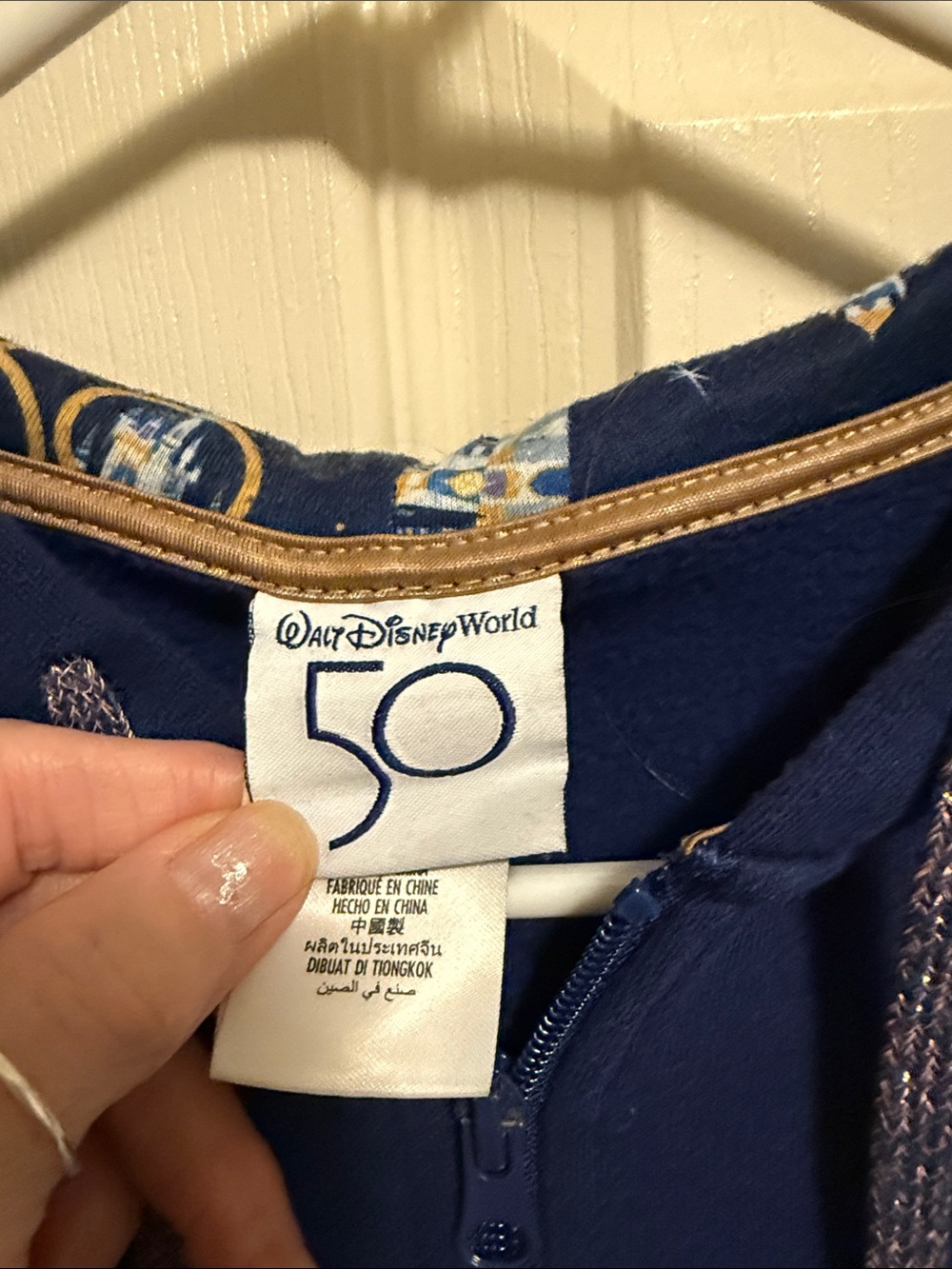 Disney jacket - Picture 3 of 7